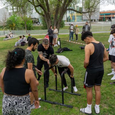 Más Allá de la Fuerza: Por qué la Calistenia es la Mejor Escuela de Disciplina.